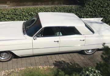 Cadillac Deville 98.990 km 23.900 &euro; Berlin 10243