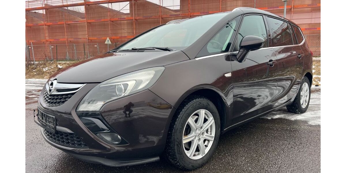 Opel Zafira Tourer 215.000 km 3.790 &euro; Berlin 12057