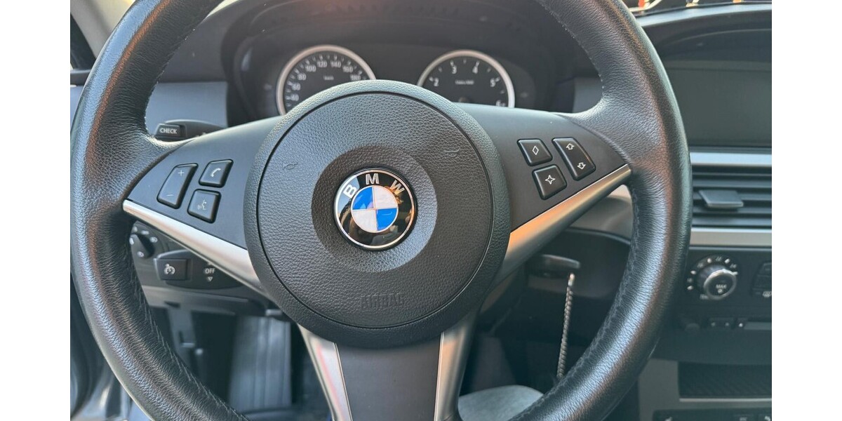 BMW 523 70.000 km 11.490 &euro; Berlin 10178