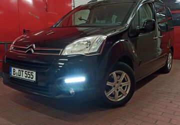 Citroen Berlingo 95.300 km 10.900 &euro; Berlin 10319