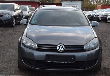 VW Golf 184.000 km 3.999 &euro; Berlin 13597