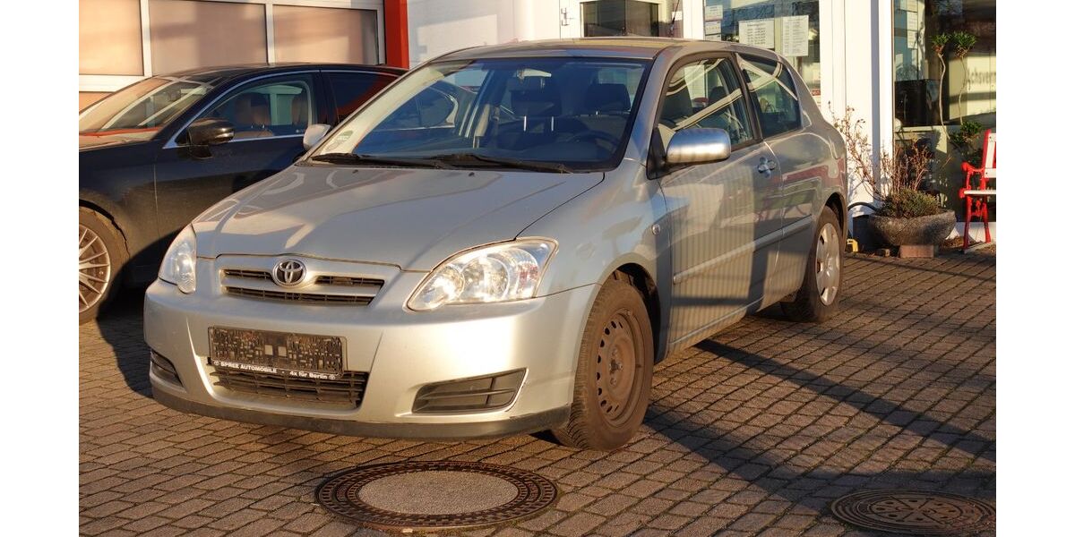 Toyota Corolla 193.943 km 2.900 &euro; Dahlwitz Hoppegarten 15366