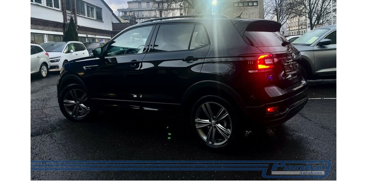 VW T-Cross 1.0 TSI R-Line DSG OPF*ACC*NAV*RFK*LED* 81.393 km 17.890 &euro; Berlin 13187