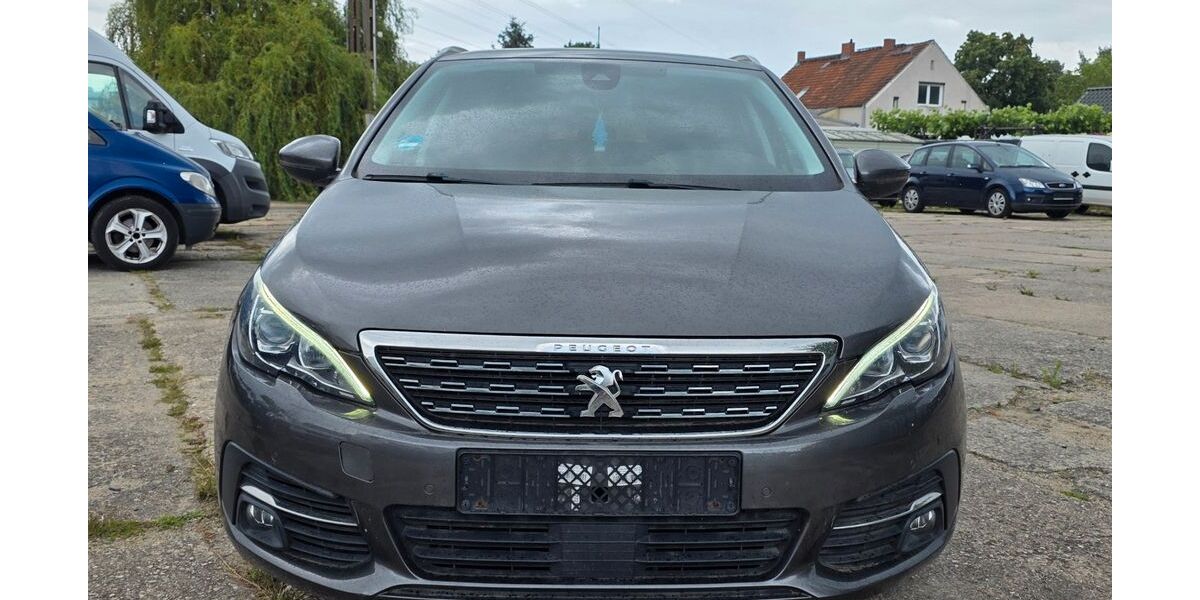 Peugeot 308 134.365 km 8.690 &euro; Fredersdorf - Vogelsdorf 15370
