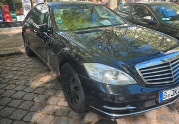 Mercedes-Benz 350 294.000 km 5.400 &euro; Berlin 13357