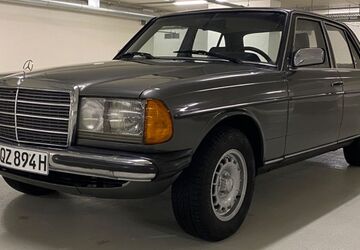 Mercedes-Benz 230 244.000 km 22.000 &euro; Berlin 14057