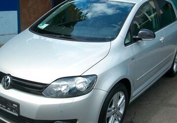 VW Golf 234.500 km 3.900 &euro; Berlin 12347