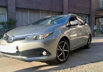 Toyota Auris Touring Sports 240.000 km 9.999 &euro; Berlin 14193