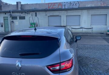 Renault Clio 144.000 km 5.999 &euro; Berlin 10555