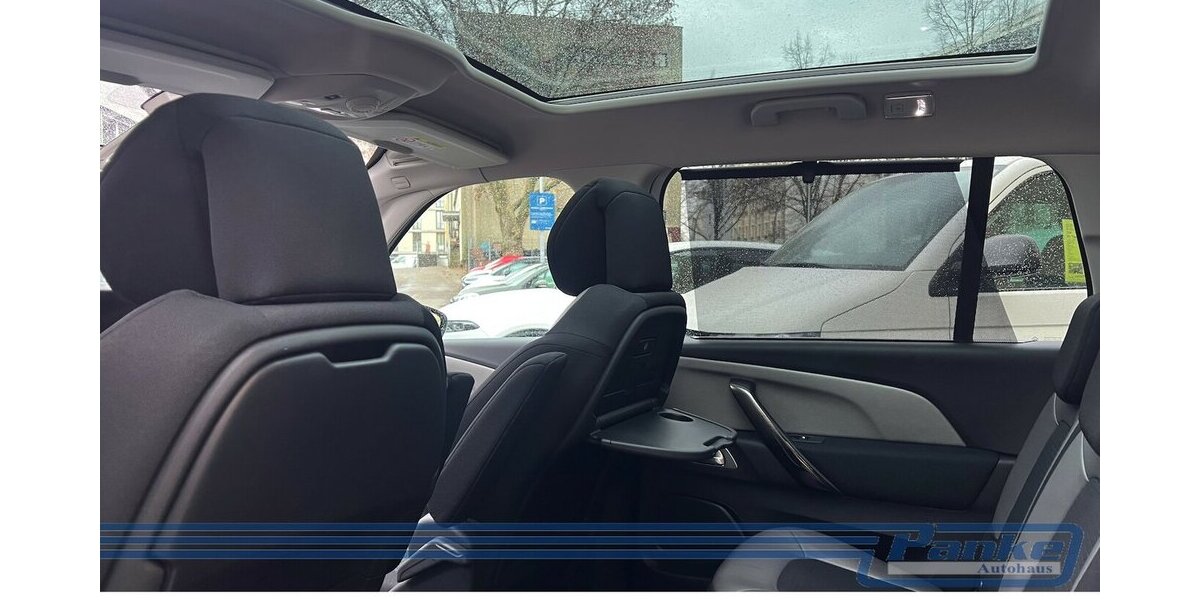 Citroen Grand C4 Space Tourer Shin*F+R-Cam*Car-P*Massage 124.980 km 8.990 &euro; Berlin 13187