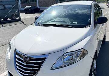 Lancia Ypsilon 112.000 km 4.500 &euro; Berlin, Stadt 10829