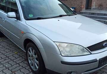 Ford Mondeo 198.800 km 1.199 &euro; Berlin 12099