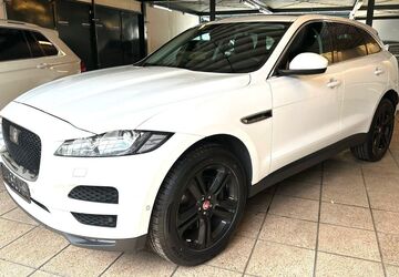 Jaguar F-Pace 121.479 km 17.950 &euro; Berlin 10829