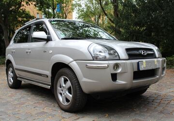 Hyundai TUCSON 131.000 km 6.200 &euro; Berlin 10785
