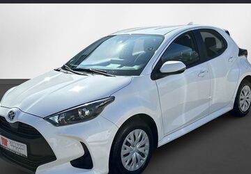Toyota Yaris 36.232 km 21.990 &euro; Berlin 13403