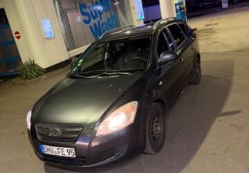 Kia ceed / Ceed 184.000 km 1.800 &euro; Berlin 10589