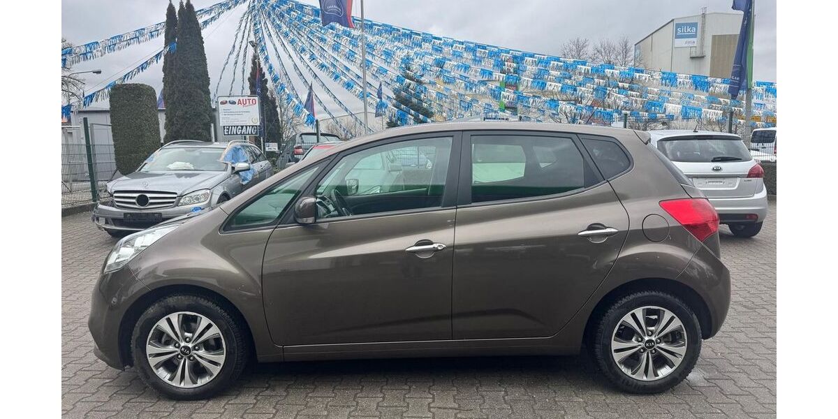 Kia Venga 34.772 km 12.990 &euro; Königs Wusterhausen - OT Niederlehme 15713