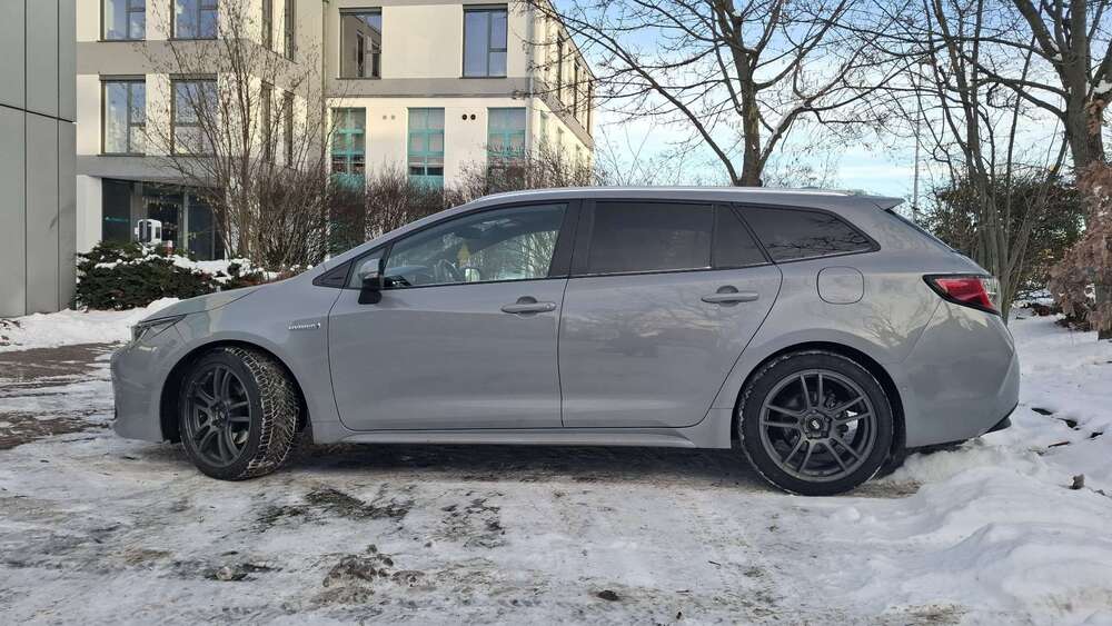 Toyota Corolla 118.000 km 19.000 &euro; Hoppegarten 15366