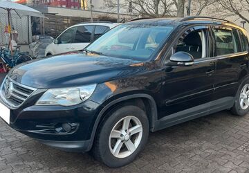 VW Tiguan 227.000 km 4.498 &euro; Berlin 12045