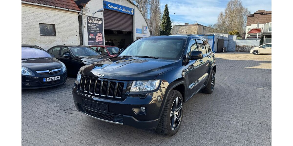 Jeep Grand Cherokee 126.000 km 14.700 &euro; Berlin 12357