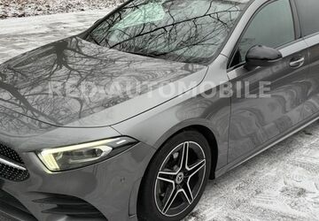 Mercedes-Benz A 180 143.907 km 19.990 &euro; Berlin 12249