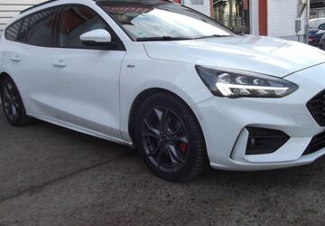 Ford Focus 160.000 km 12.899 &euro; Berlin 12277