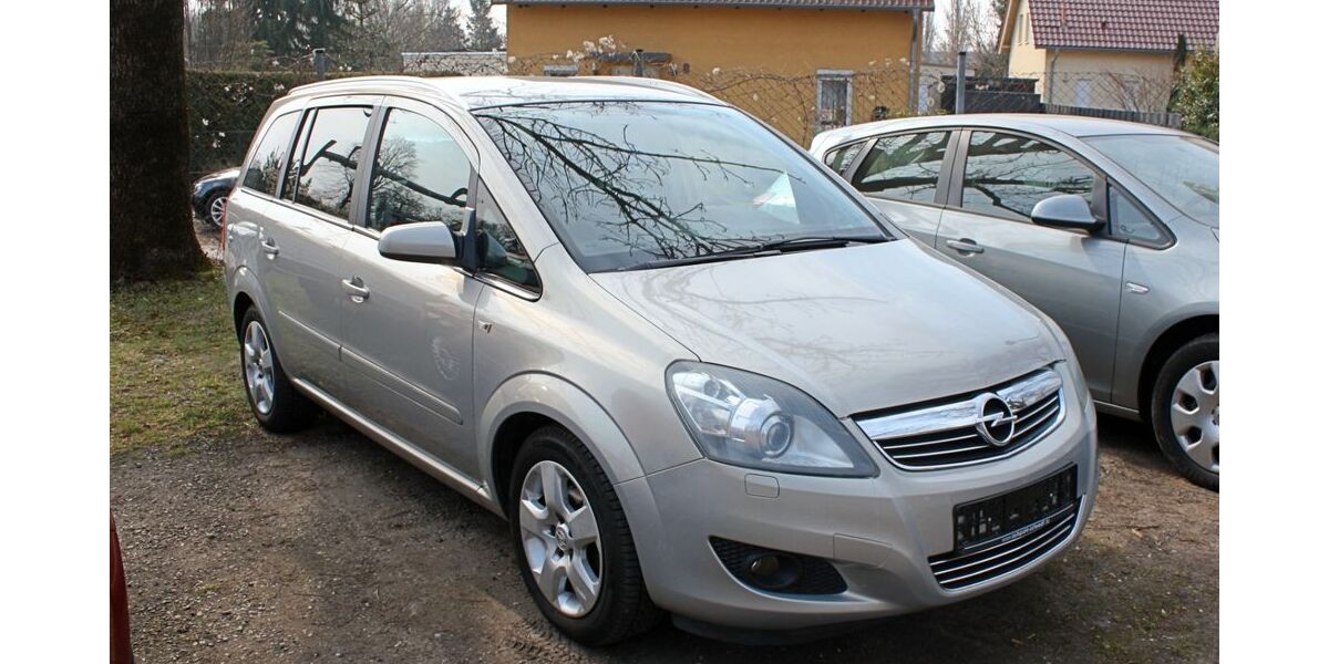 Opel Zafira 126.400 km 4.499 &euro; Berlin 13057