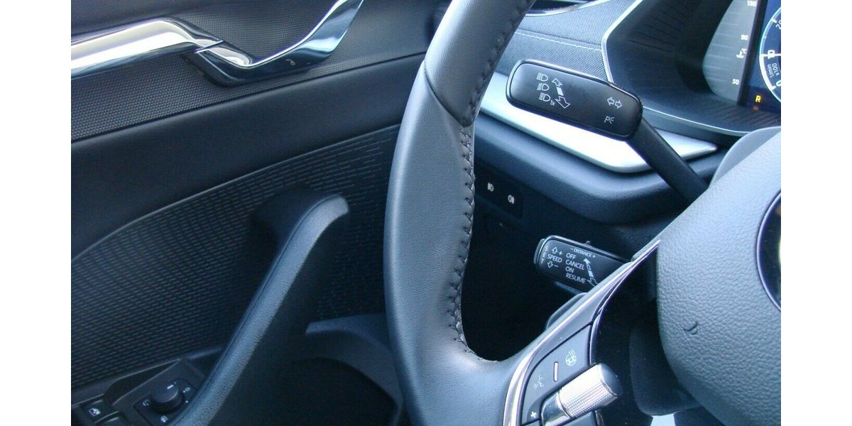 Skoda Octavia 2.0TDI Style ACC Columbus HeadUp AHK 48.103 km 27.480 &euro; Falkensee 14612