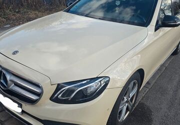 Mercedes-Benz E 200 421.150 km 7.500 &euro; Berlin 12249