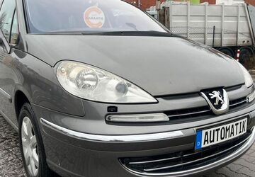 Peugeot 807 133.500 km 10.990 &euro; Berlin 10551