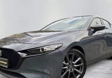 Mazda 3 24.618 km 24.490 &euro; Berlin 12247