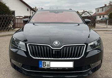 Skoda Superb 118.388 km 20.897 &euro; Berlin 12349