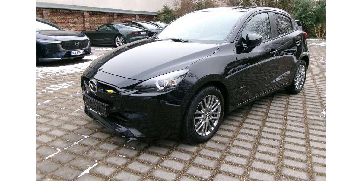 Mazda 2 32.246 km 17.990 &euro; Berlin 13407