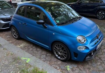 Abarth 695 2.450 km 31.900 &euro; Berlin 12167
