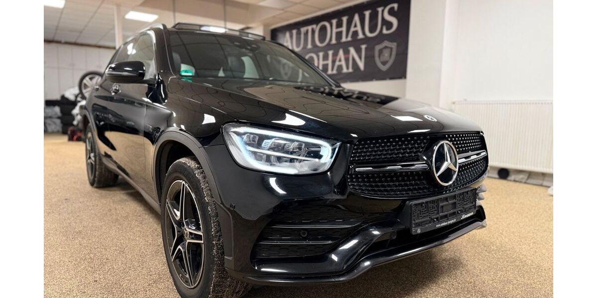Mercedes-Benz GLC 300 106.000 km 32.900 &euro; Berlin 12351