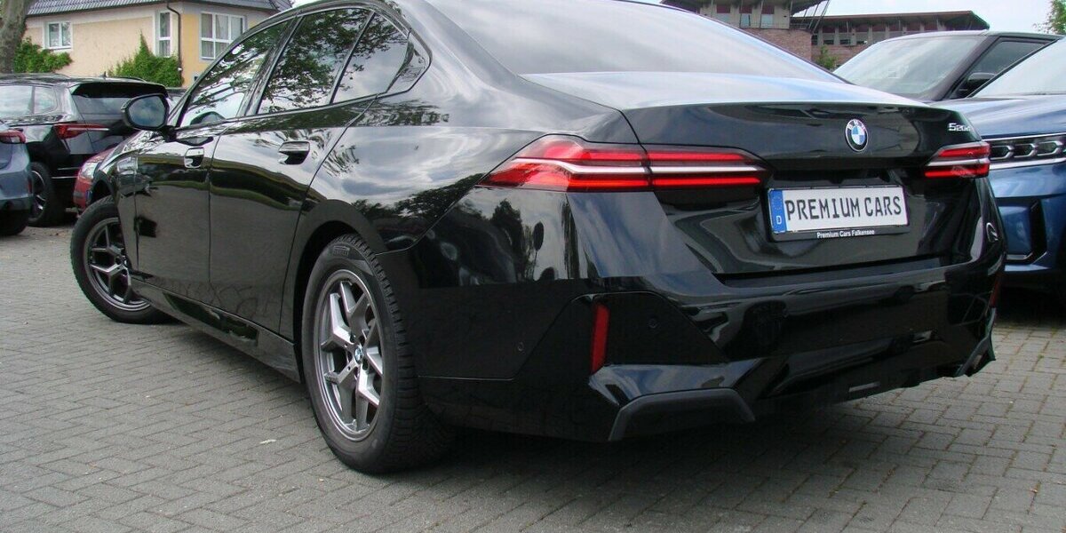 BMW 520 M-Sport Shadow Line ACC H&K SHZ AHK 360º 22.012 km 44.980 &euro; Falkensee 14612