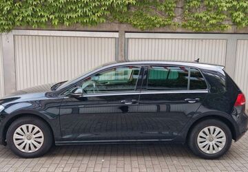 VW Golf 67.750 km 8.500 &euro; Berlin 12053