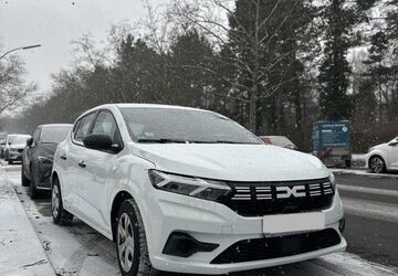 Dacia Sandero 64.000 km 9.900 &euro; Berlin 12169