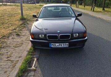 BMW 740 227.000 km 13.500 &euro; Berlin 12679
