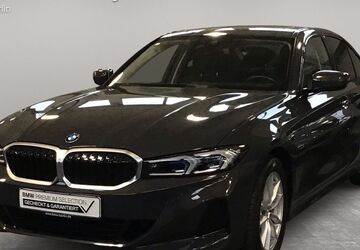 BMW 320 45.405 km 31.400 &euro; Berlin 12683