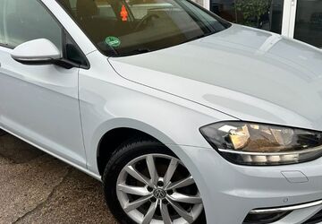 VW Golf 93.570 km 11.900 &euro; Berlin 12524