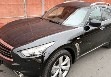 INFINITI QX70 250.000 km 11.499 &euro; Berlin 12057