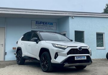 Toyota RAV 4 13.356 km 44.990 &euro; Falkensee 14612