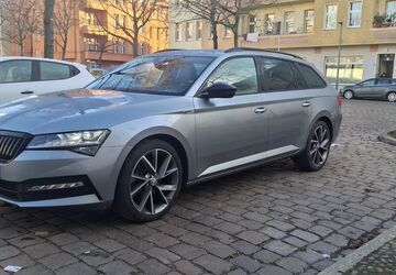 Skoda Superb 228.000 km 15.990 &euro; Berlin 12057