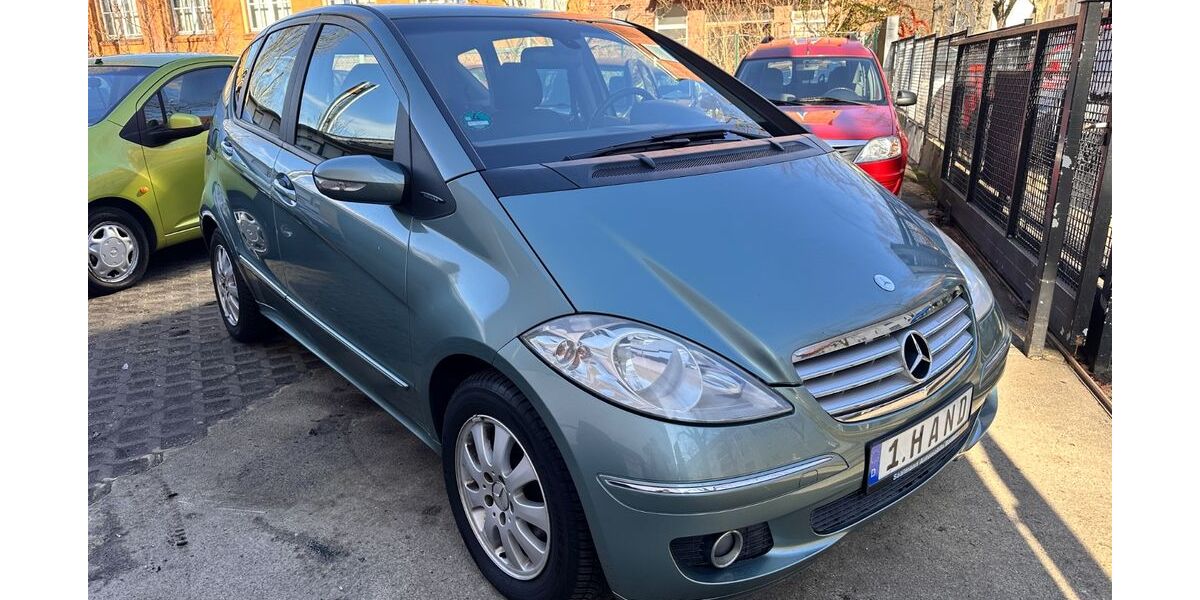 Mercedes-Benz A 160 139.592 km 3.690 &euro; Berlin 13403