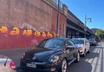 VW Beetle 195.000 km 5.999 &euro; Berlin 13187