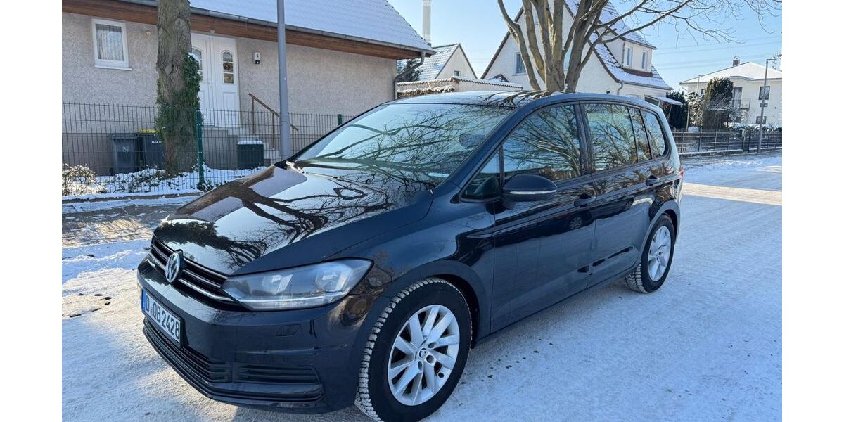 VW Touran 460.000 km 5.999 &euro; Berlin 12681