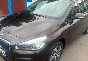 BMW 218 100.000 km 10.900 &euro; Berlin 12347
