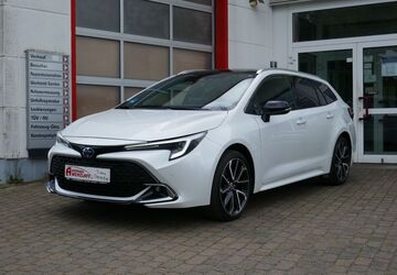 Toyota Corolla 38.828 km 33.500 &euro; Dahlwitz Hoppegarten 15366