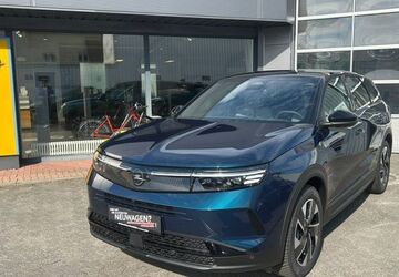 Opel Grandland (X) 5.694 km 32.990 &euro; Potsdam 14482